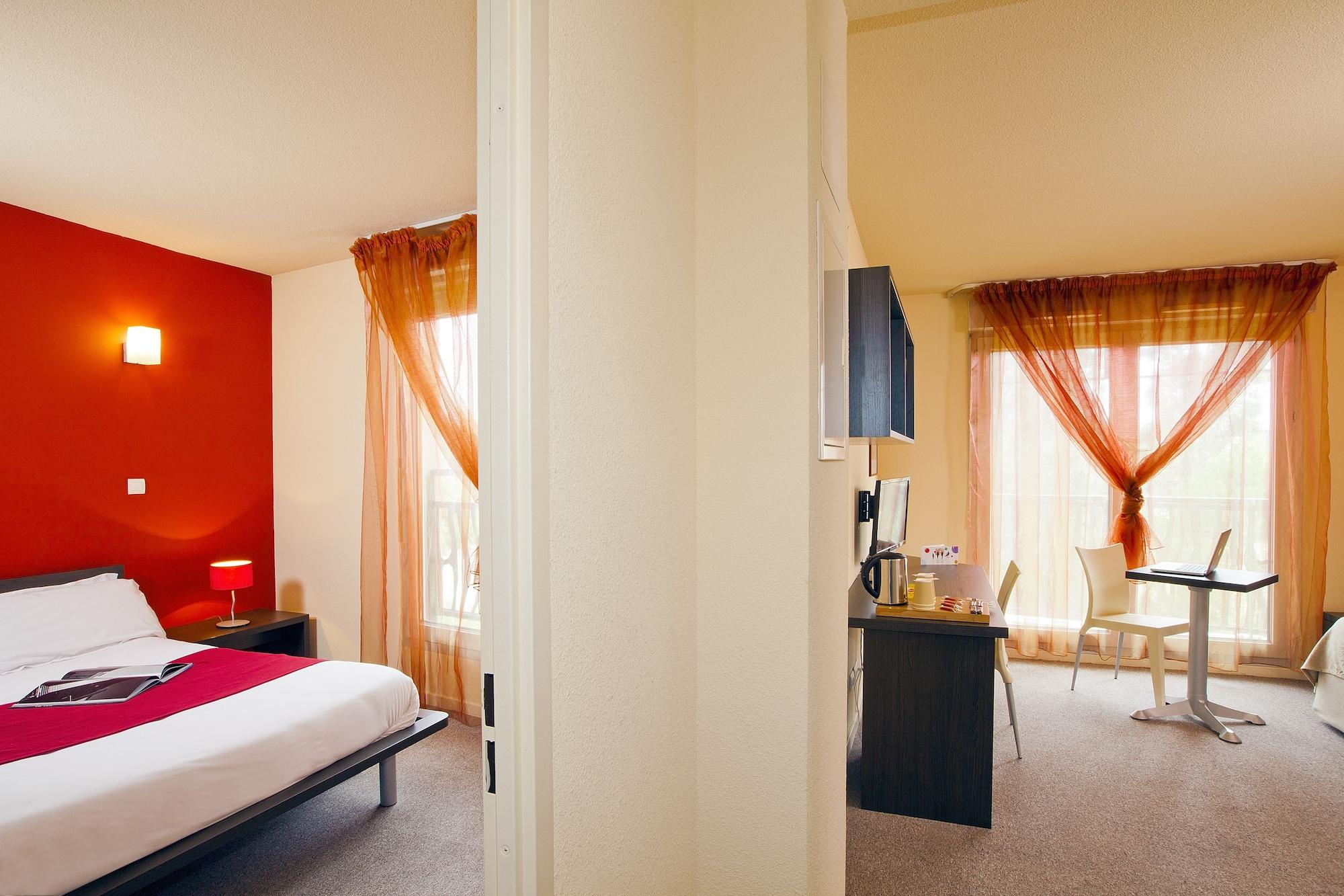 Cerise Valence Aparthotel Valence  Exterior photo